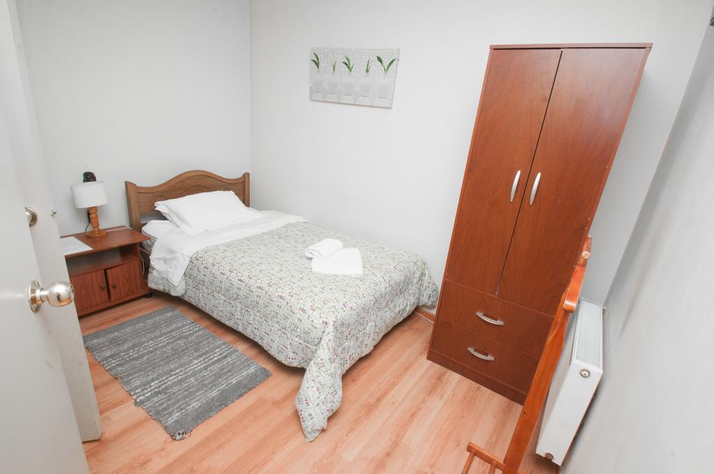 טמוקו Hostal Y Departamentos Alcala חדר תמונה