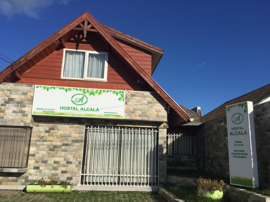 טמוקו Hostal Y Departamentos Alcala מראה חיצוני תמונה
