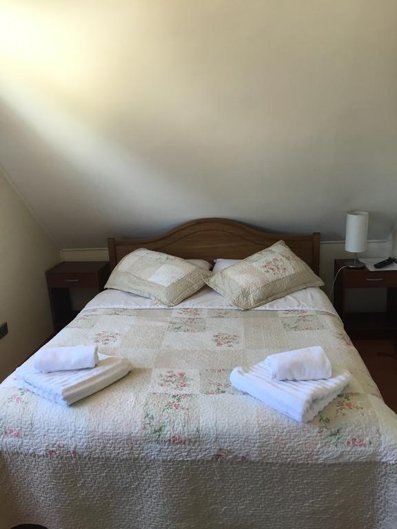 טמוקו Hostal Y Departamentos Alcala מראה חיצוני תמונה